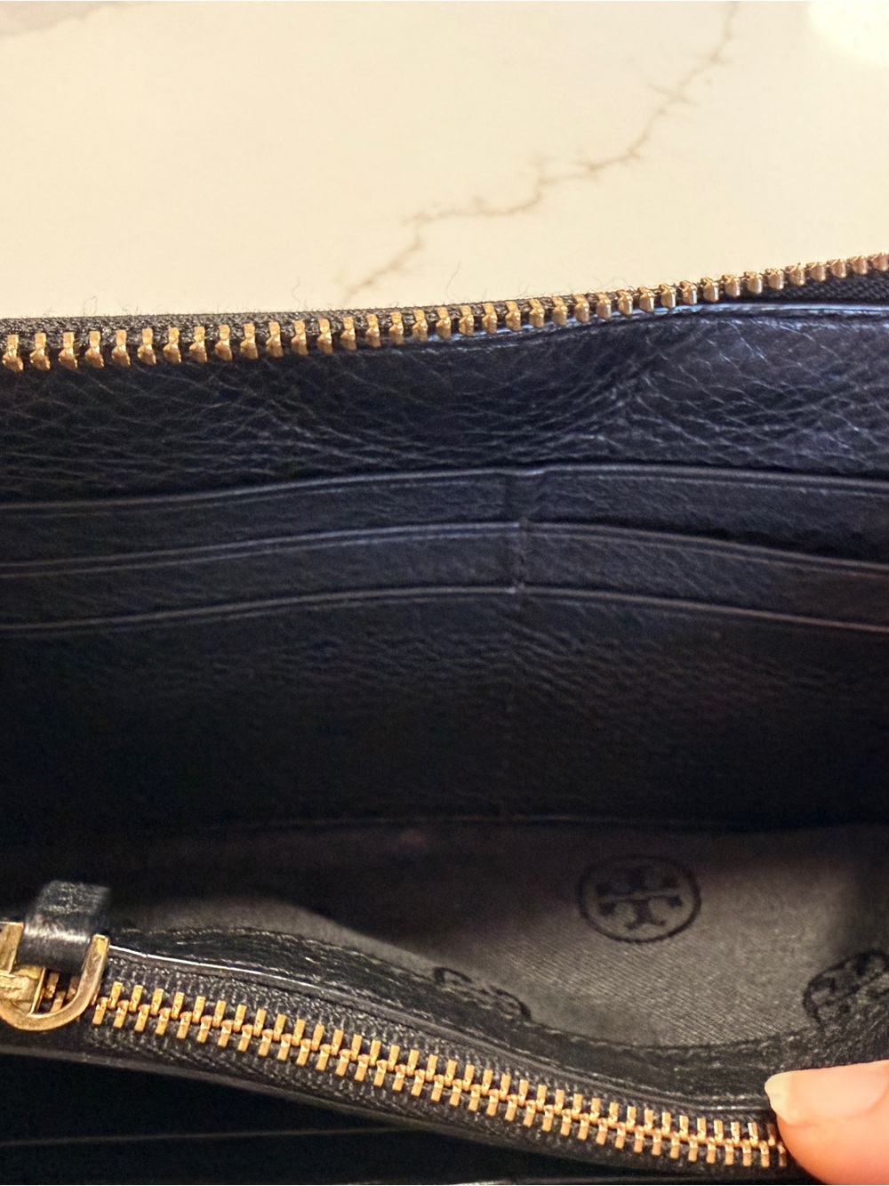Tory Burch Black Leather Zip-Around Wallet with Gold Logo - Picture 11 of 11